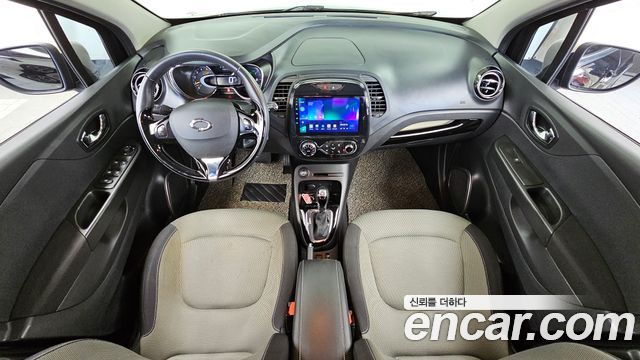 Renault Korea QM3 2014 — photo 10