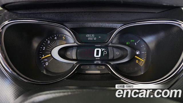Renault Korea QM3 2014 — photo 11
