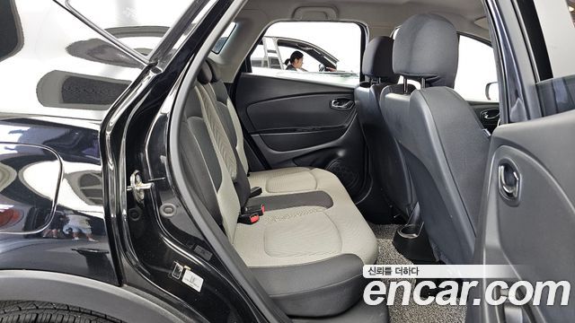 Renault Korea QM3 2014 — photo 18