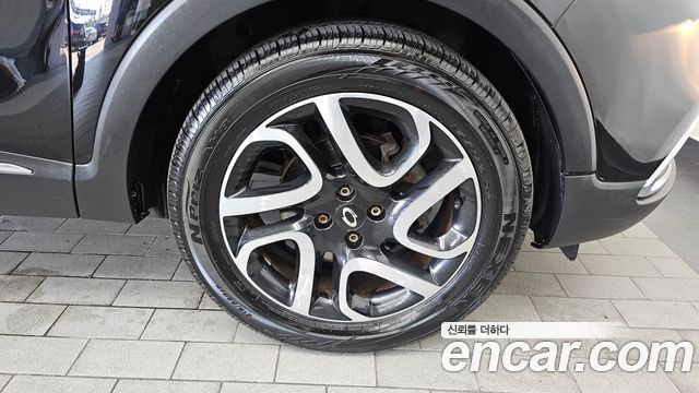 Renault Korea QM3 2014 — photo 7