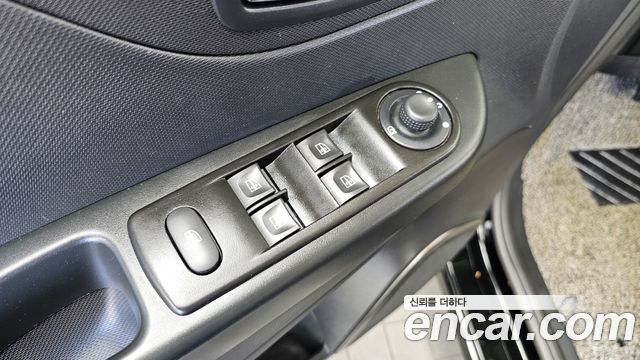 Renault Korea QM3 2014 — photo 33