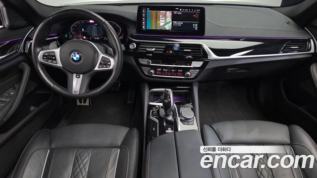 BMW 5-Series 2022 — photo 7