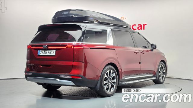 Kia Canival 2021 — photo 2