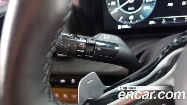Kia Canival 2021 — photo 29