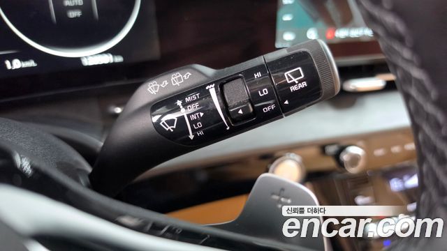 Kia Canival 2021 — photo 30