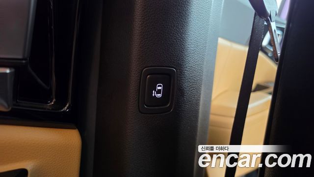 Kia Canival 2021 — photo 35