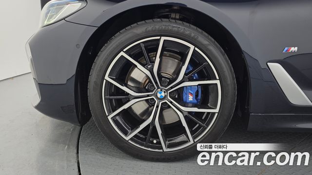 BMW 5-Series 2023 — photo 5