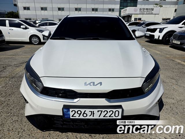 Kia K3 2022 — photo 2