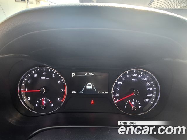 Kia K3 2022 — photo 9