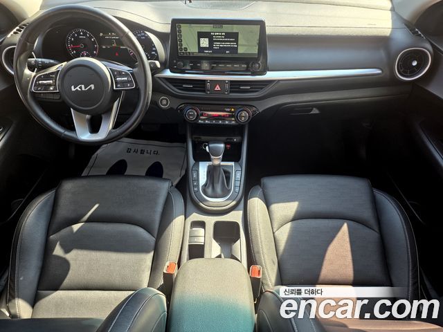 Kia K3 2022 — photo 11
