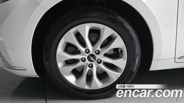 Kia K8 2023 — photo 5
