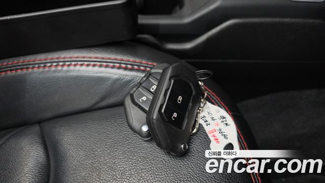 Jeep Wrangler 2020 — photo 21