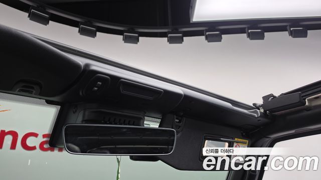 Jeep Wrangler 2020 — photo 25