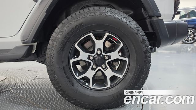 Jeep Wrangler 2020 — photo 7