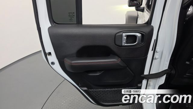 Jeep Wrangler 2020 — photo 15