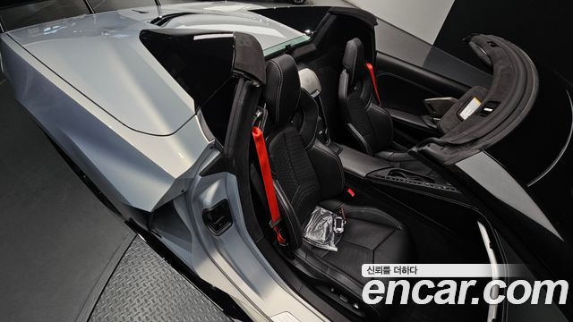 Chevrolet Corvette 2023 — photo 17
