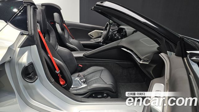 Chevrolet Corvette 2023 — photo 16