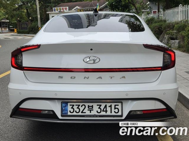 Hyundai Sonata 2021 — photo 4