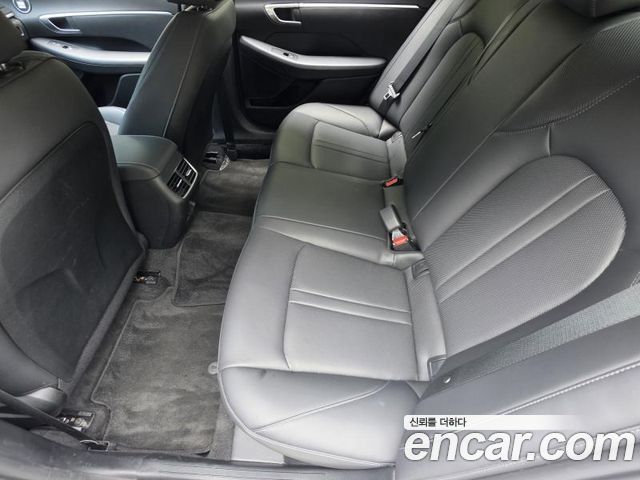 Hyundai Sonata 2021 — photo 11