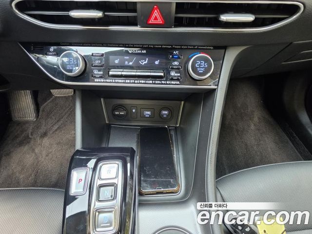Hyundai Sonata 2021 — photo 19