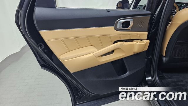 Kia Sorento 2023 — photo 15