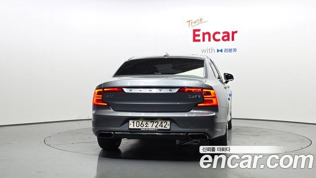 Volvo S90 2017 — photo 4