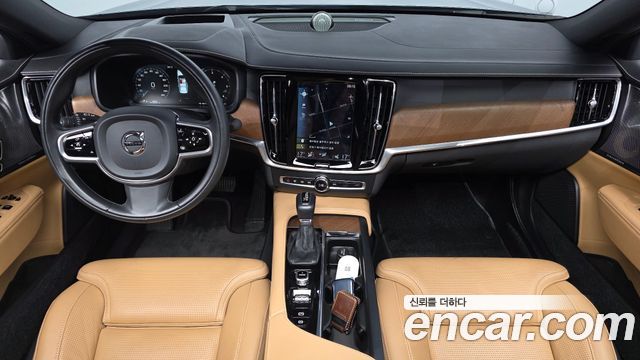 Volvo S90 2017 — photo 10