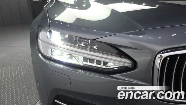 Volvo S90 2017 — photo 8