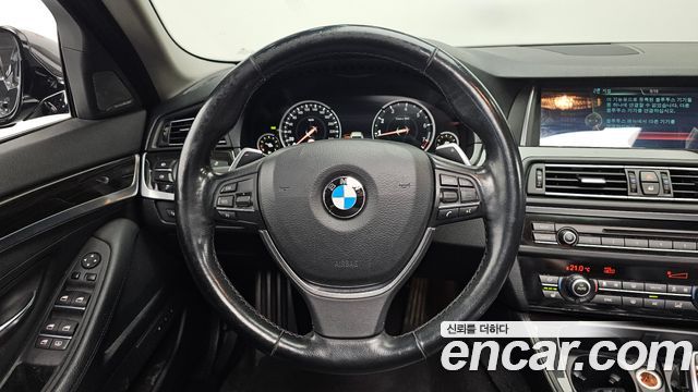 BMW 5-Series 2014 — photo 13