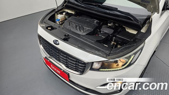 Kia Canival 2019 — photo 6