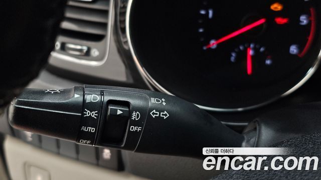 Kia Canival 2019 — photo 17