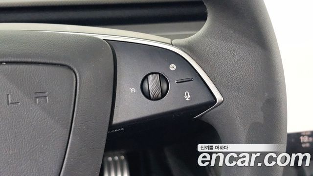 Tesla Model 3 2026 — photo 21