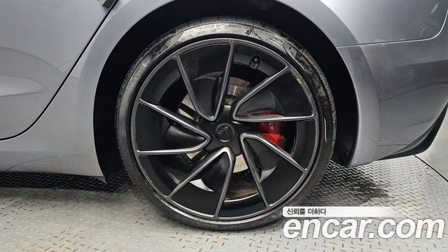 Tesla Model 3 2026 — photo 7