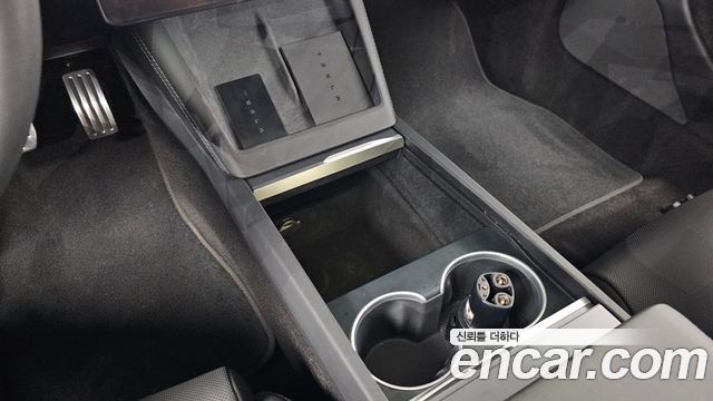 Tesla Model 3 2026 — photo 30