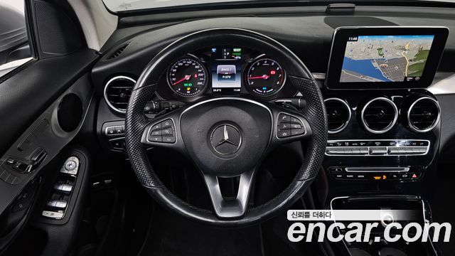Mercedes-Benz GLC-Class 2019 — photo 19