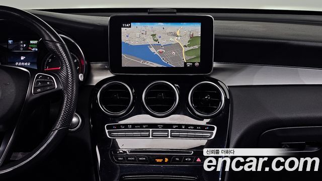 Mercedes-Benz GLC-Class 2019 — photo 20
