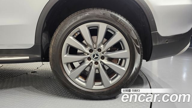 Mercedes-Benz GLC-Class 2019 — photo 7