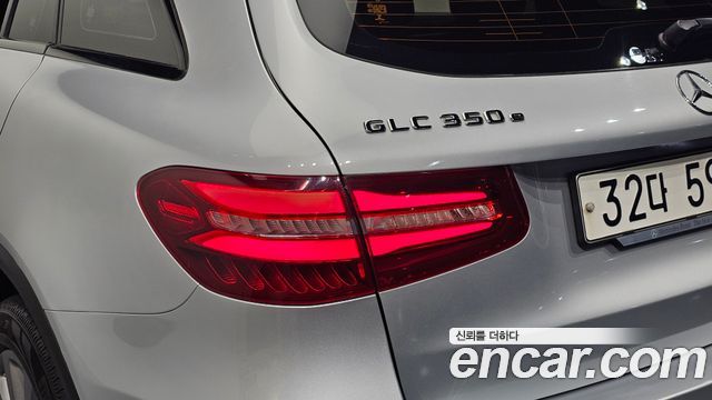 Mercedes-Benz GLC-Class 2019 — photo 9