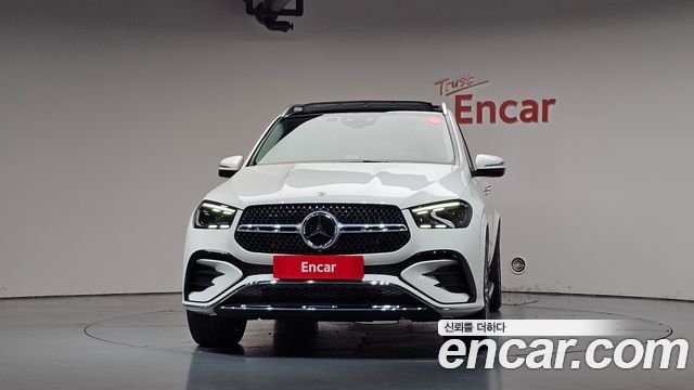Mercedes-Benz GLE-Class 2024 — photo 3