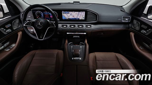 Mercedes-Benz GLE-Class 2024 — photo 10