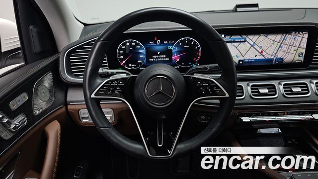 Mercedes-Benz GLE-Class 2024 — photo 19