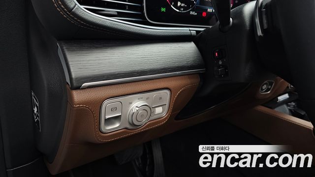 Mercedes-Benz GLE-Class 2024 — photo 30