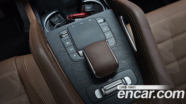 Mercedes-Benz GLE-Class 2024 — photo 35