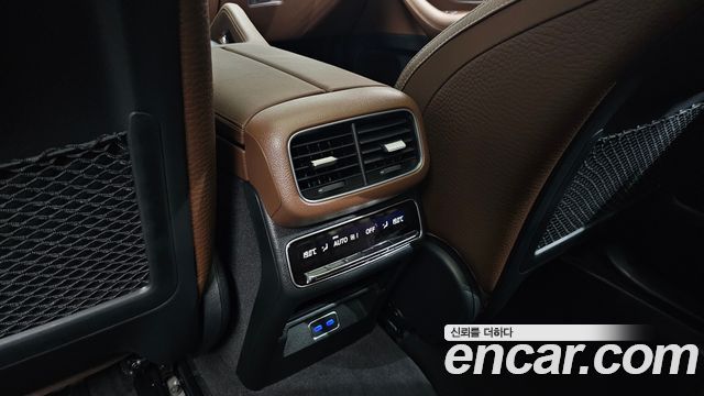 Mercedes-Benz GLE-Class 2024 — photo 37