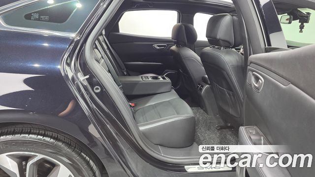 Renault Korea SM6 2020 — photo 17