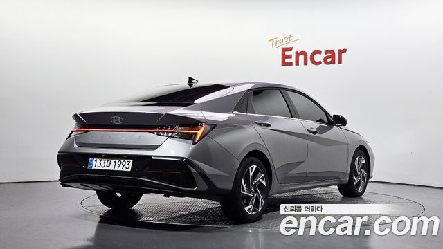 Hyundai AVANTE 2026 — photo 2