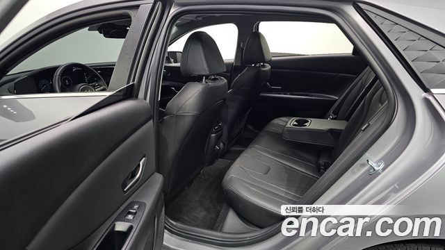 Hyundai AVANTE 2026 — photo 17