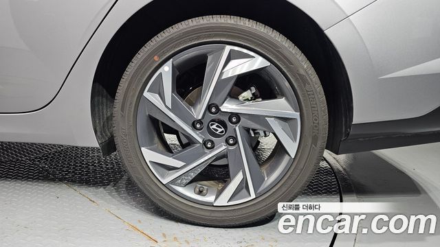 Hyundai AVANTE 2026 — photo 7