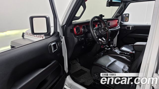 Jeep Wrangler 2022 — photo 13