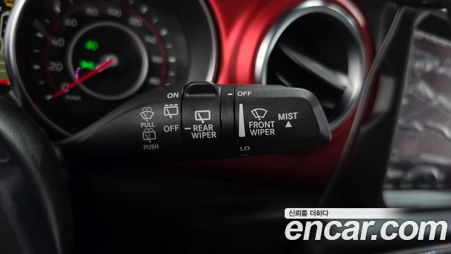Jeep Wrangler 2022 — photo 25